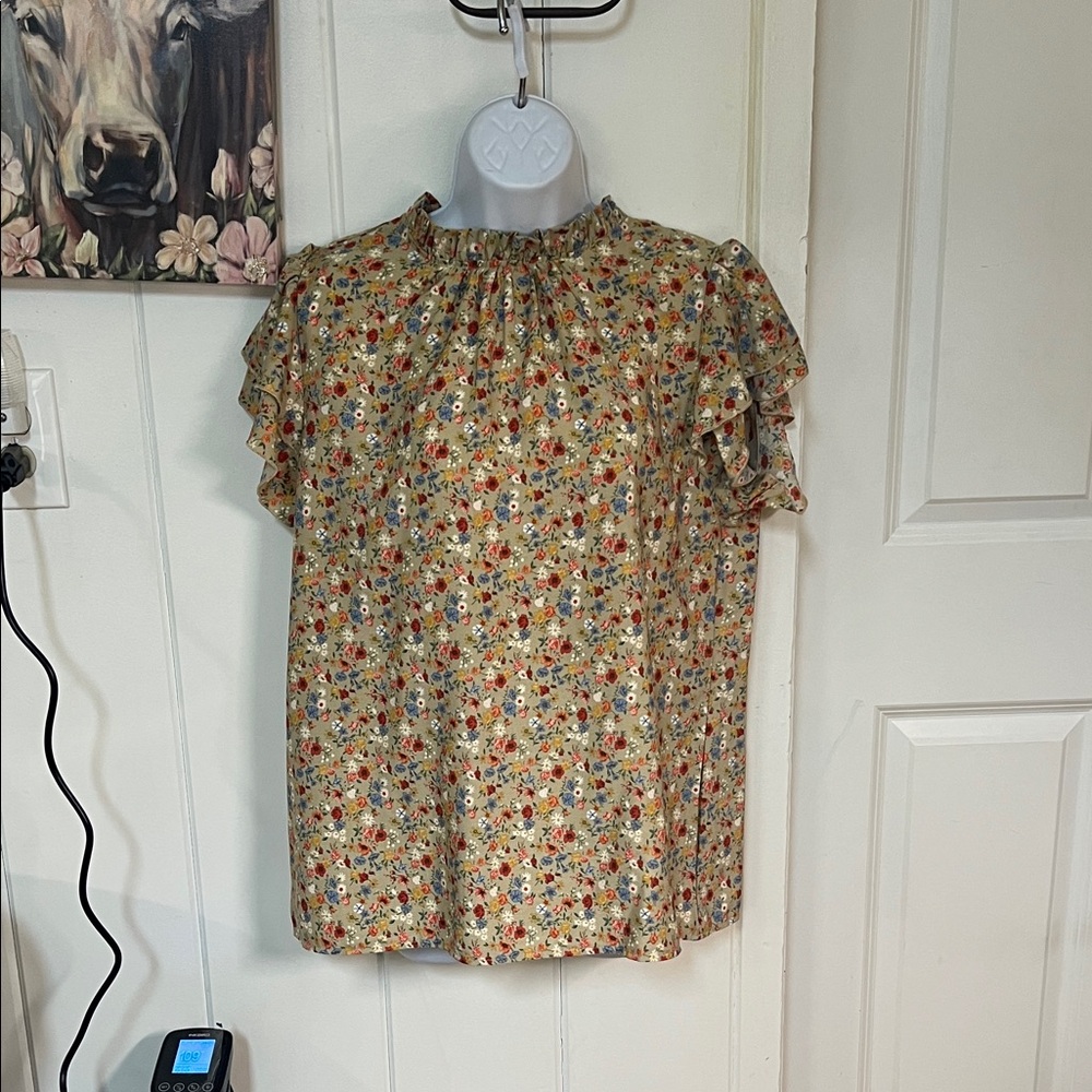 Floral Ruffle Sleeve Top